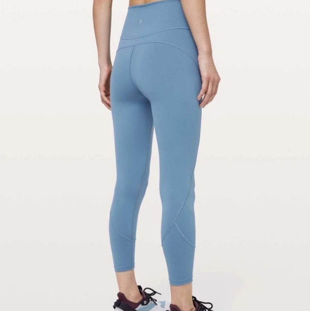 *****SOLD*****Lululemon in movement